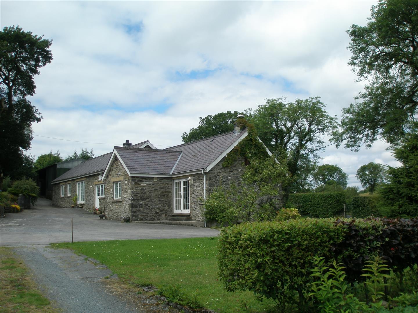 COTTAGE 1